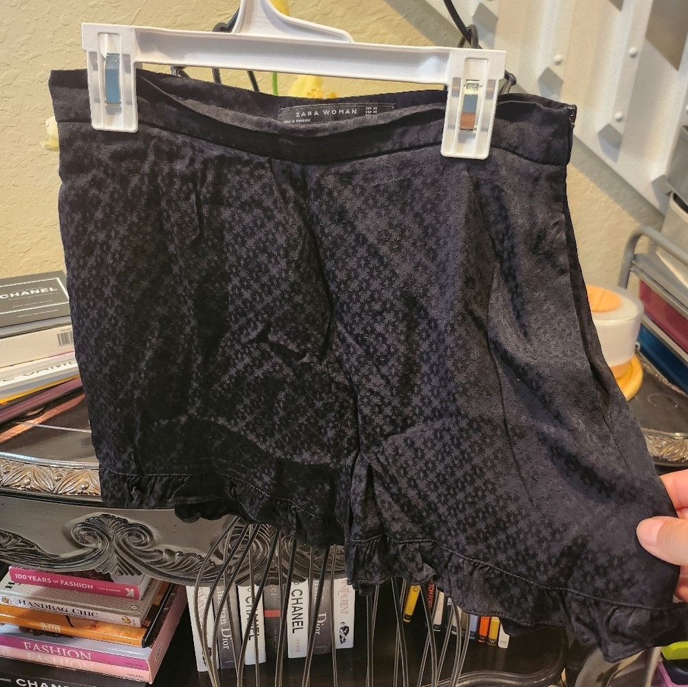 Zara Shorts size XS